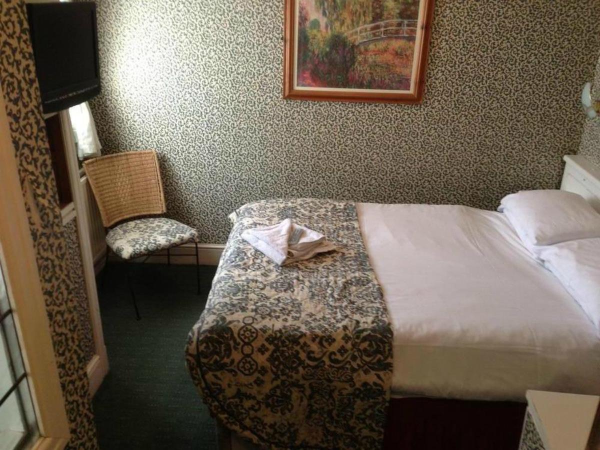 Penrhys Hotel Cardiff Eksteriør billede